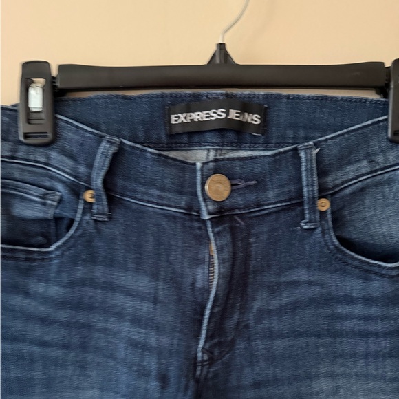 Express Mid Rise Flare Jeans - Picture 3 of 4